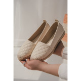 0026611_siyone-mat-deri-kapitone-detayli-gunluk-espadril-ten