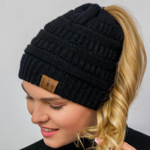 winter hat with ponytail hole Gifyu