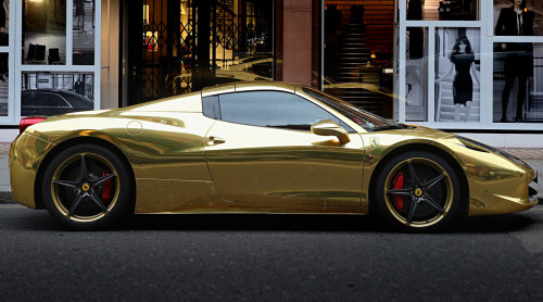 Ferrari-458-spider-gold-London-background.jpg
