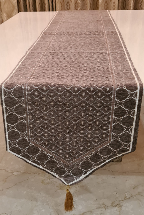 Groki_Table-Runner_31_3.jpg