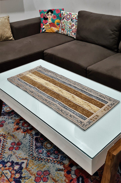 Groki_Table-Runner_39_2.jpg