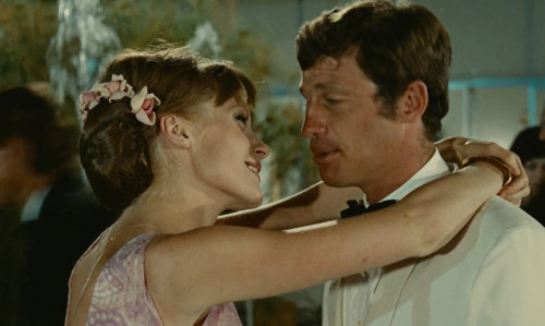 That.Man.From.Rio.1964.720p.BluRay.x264.AAC [YTS.MX].mp4 snapshot 01.07.17 [2021.07.28 12.12.04]