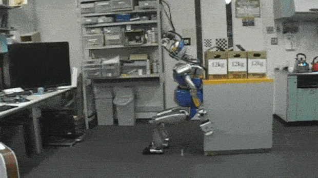https://s6.gifyu.com/images/bM3aw.gif