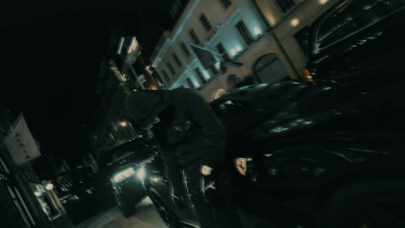 bMx52.gif