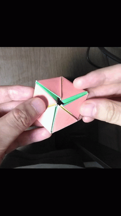 ezgif 3d30344f853408