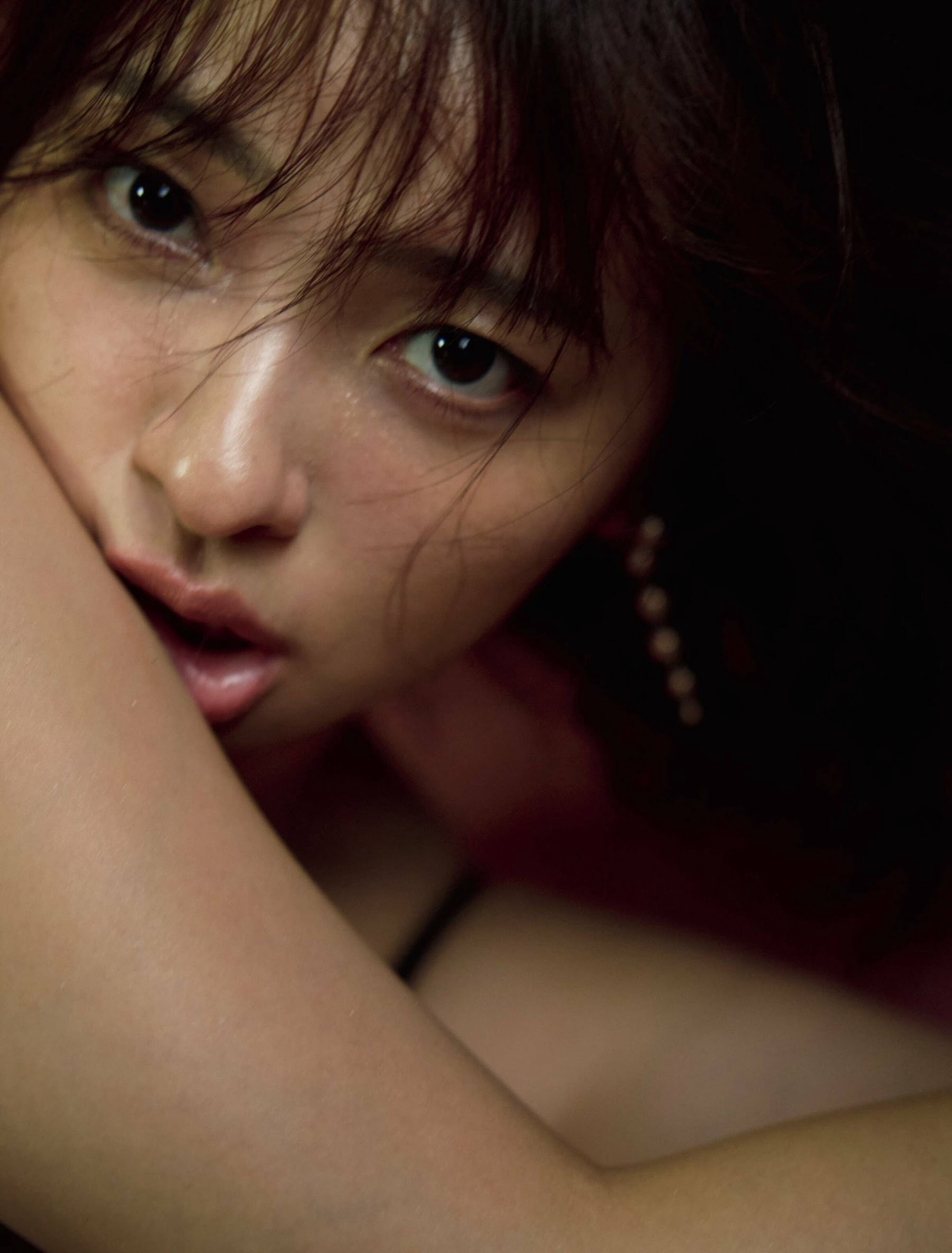 사키 아야메(水崎綾女, みさき あやめ) - 프라이데이 2024 5/10•17