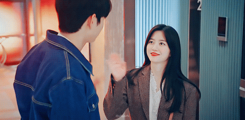 https://tv.naver.com/v/20587768
#주석훈 #배로나 #펜트하우스 시즌3 e01 미공개영상