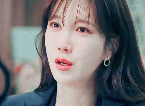"로건을 그렇지 몰라요?
로건은 부모의 죄를 끝까지 책임지고 싶어 했어
난 그런 로건의 진심을 믿었고... 우린..."

#펜트하우스 시즌3 e02 #심수련