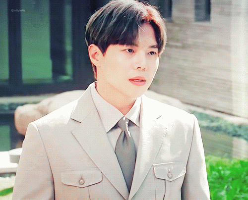"가야 돼. 일행 있는 거 몰라? 다 비켜"
#펜트하우스 시즌3 e02 #로건리