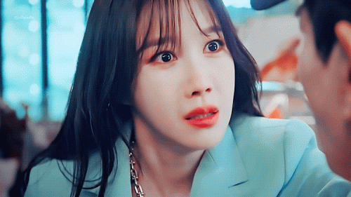 "그동안 어딨다가 이제야 나타난 거야
내가 당신을 얼마나 찾았는데
로건이 죽었을 때 당신 뭐하고 있었어"

#펜트하우스 시즌3 e03 #심수련